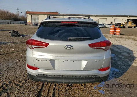 2016 Hyundai Tucson Limited z USA, uszkodzony, nr VIN KM8J3CA45GU211322